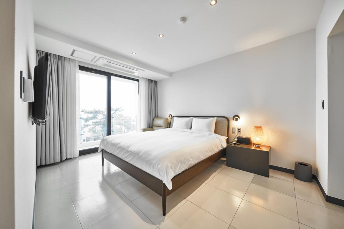 Lareem Boutique Hotel Yerye-dong Екстериор снимка