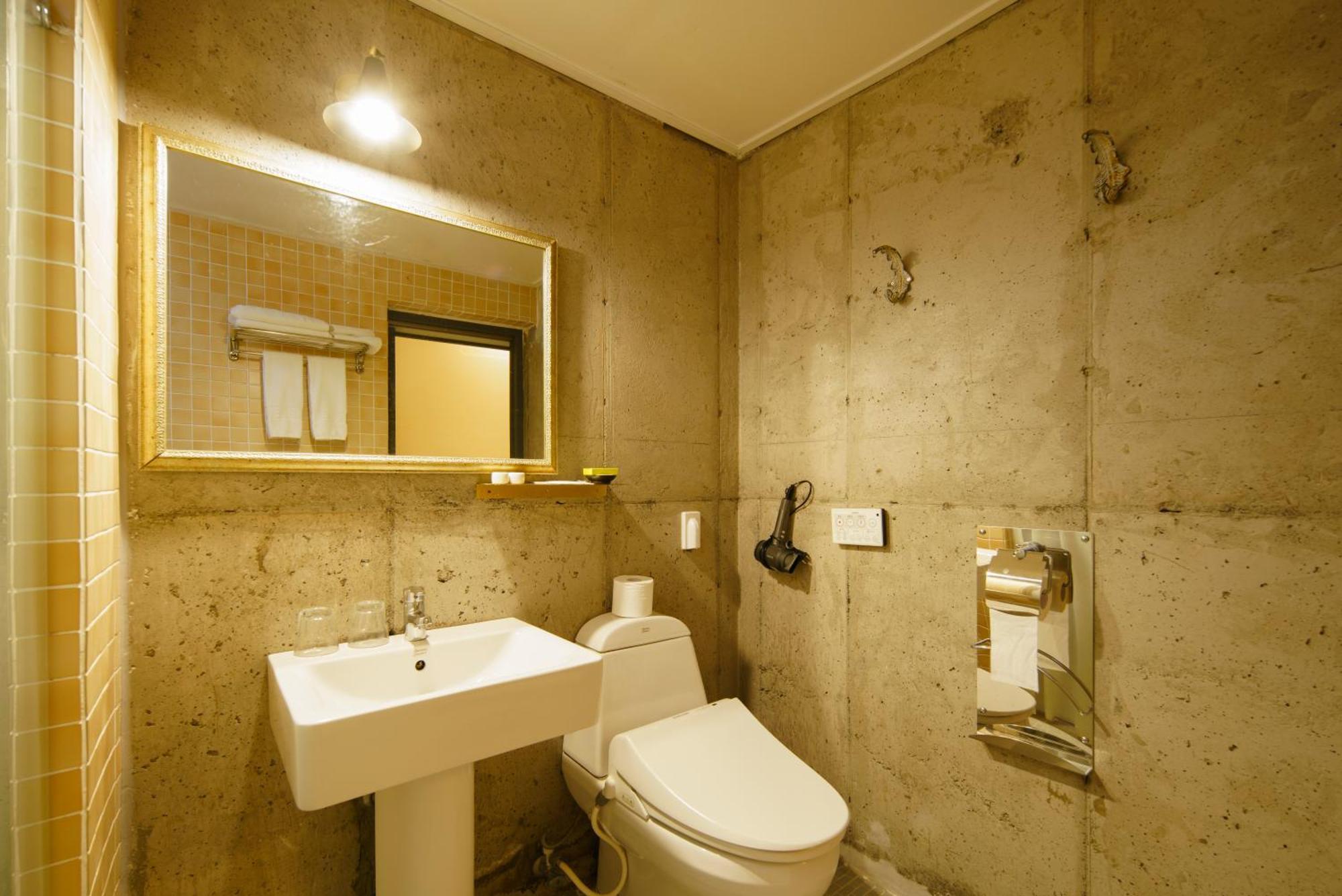 Lareem Boutique Hotel Yerye-dong Екстериор снимка