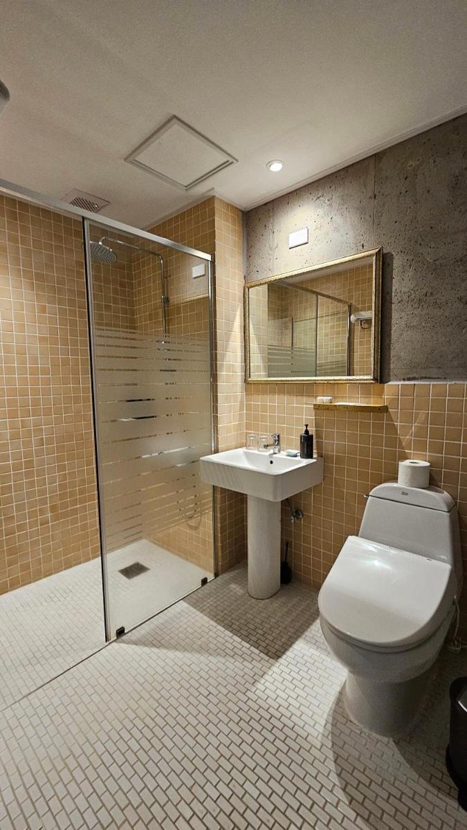 Lareem Boutique Hotel Yerye-dong Екстериор снимка